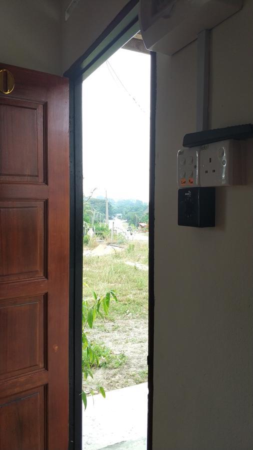 Homestay Lot7040 *